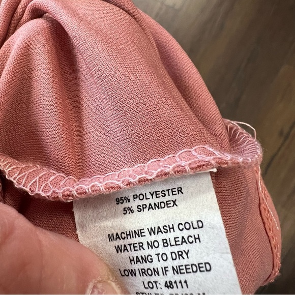 Prospect Boulevard Marv neck tied tank SZ LG - Picture 4 of 4